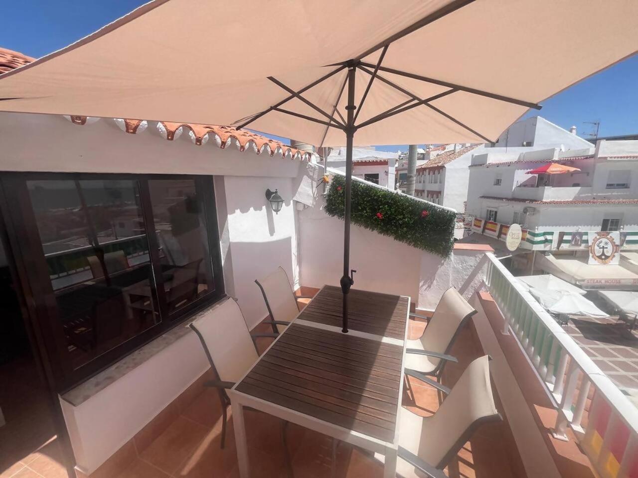 Apartamento Lidia Planta 2, La Carihuela 1ª Linea Playa, Vistas Mar, Buhardilla 1 Dormitorio, 40 M2, 1-3 Huesped, Terraza, Wifi トレモリノス エクステリア 写真